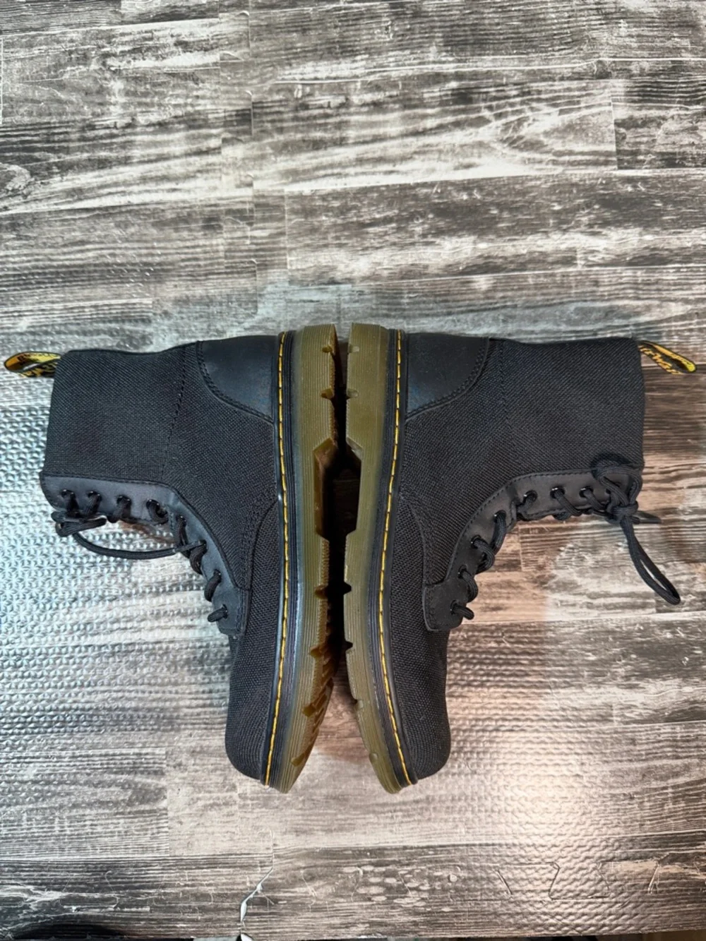 Dr. Martens Combs Junior Boot